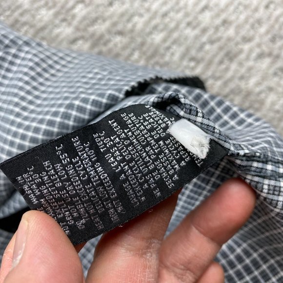 Gotcha Sport Shirt Men Medium M Gray Checkered Button Up Casual Pocket Logo - Picture 7 of 10